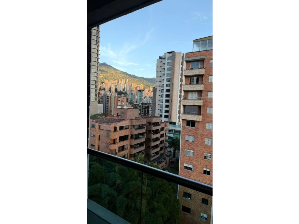 Apartamento en arriendo en Castropol, Medellín · foto 7 de 7