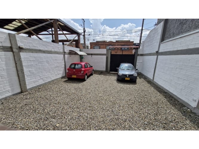 Casa de 7 alcobas en venta en Villa Olimpica, Chía, 292 m² · foto 8 de 24