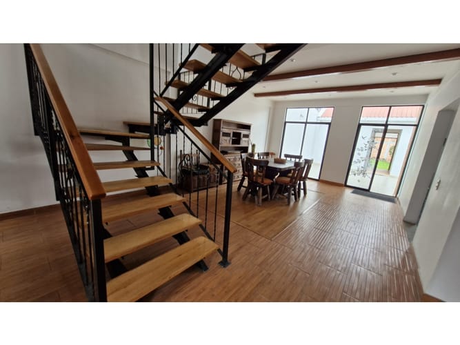Casa de 7 alcobas en venta en Villa Olimpica, Chía, 292 m² · foto 14 de 24