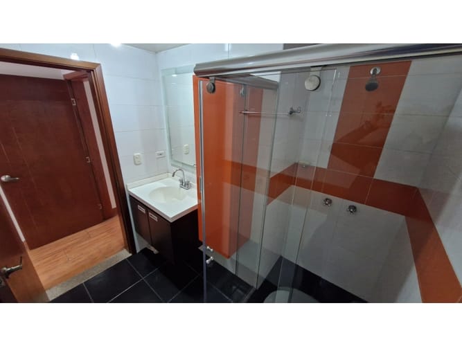 Casa de 7 alcobas en venta en Villa Olimpica, Chía, 292 m² · foto 19 de 24