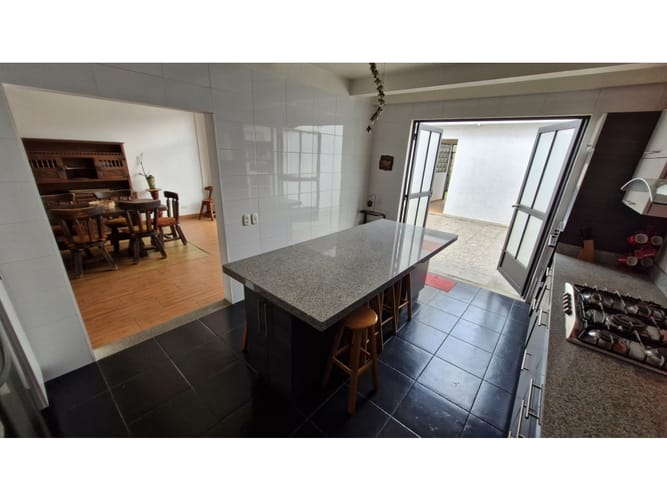 Casa de 7 alcobas en venta en Villa Olimpica, Chía, 292 m² · foto 21 de 24
