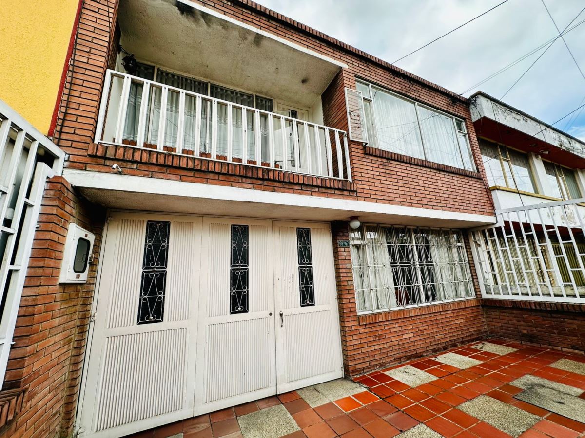 Casa en venta en Engativá, Bogotá · foto 5 de 24