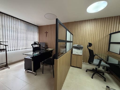 Oficina en venta en La Candelaria, Medellín, 26 m² · foto 3 de 7