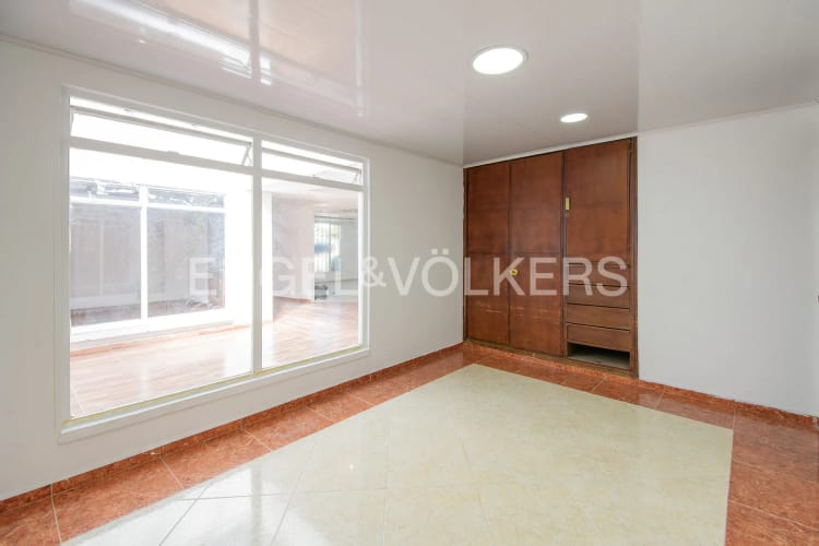 Casa de 4 alcobas en venta en Niza, Bogotá, 392 m² · foto 11 de 17