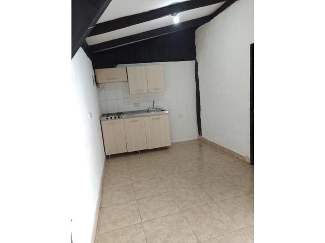 Casa de 6 alcobas en venta en Miravalle Dapa, Yumbo, 260 m² · foto 8 de 14