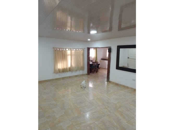 Casa de 6 alcobas en venta en Miravalle Dapa, Yumbo, 260 m² · foto 9 de 14