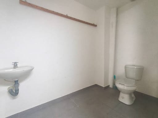 Local en arriendo en San Marcos, Envigado, 260 m² · foto 8 de 9