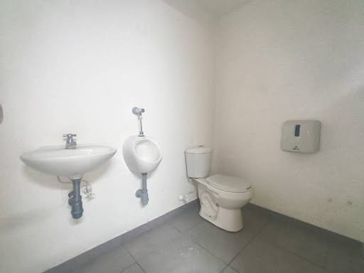 Local en arriendo en San Marcos, Envigado, 260 m² · foto 9 de 9