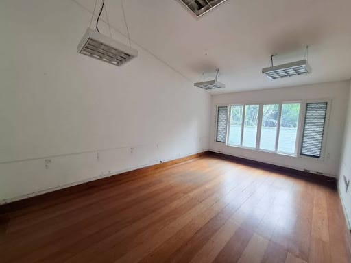 Casa de 6 alcobas en arriendo en Loma Del Campestre, Medellín, 300 m² · foto 7 de 24