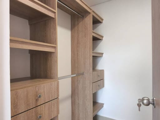 Apartamento de 3 alcobas en venta en Loma De San Jose, Sabaneta, 79 m² · foto 12 de 19