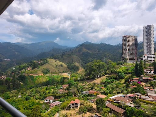 Apartamento de 3 alcobas en venta en Loma De San Jose, Sabaneta, 79 m² · foto 19 de 19