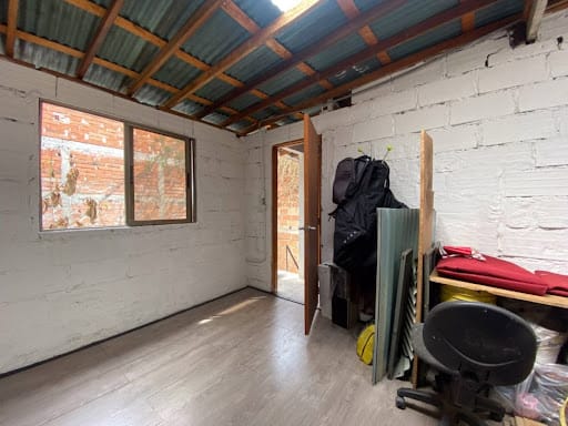 Casa de 2 alcobas en arriendo en Los Naranjos, Medellín · foto 6 de 13