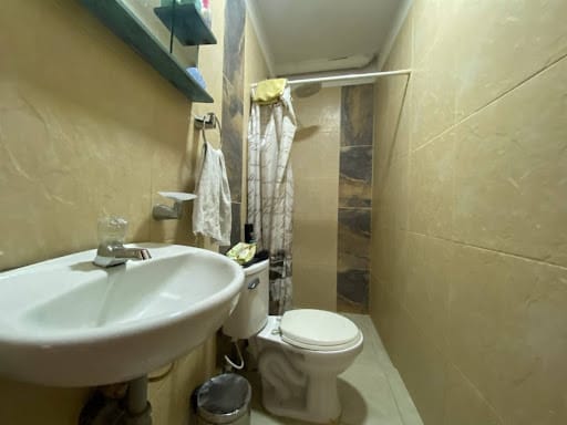 Casa de 2 alcobas en arriendo en Los Naranjos, Medellín · foto 11 de 13