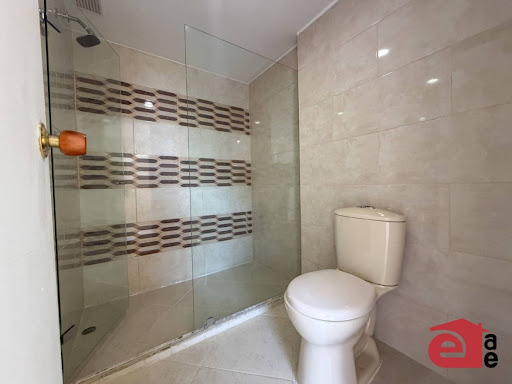Apartamento en venta en Los Naranjos, Medellín · foto 9 de 17