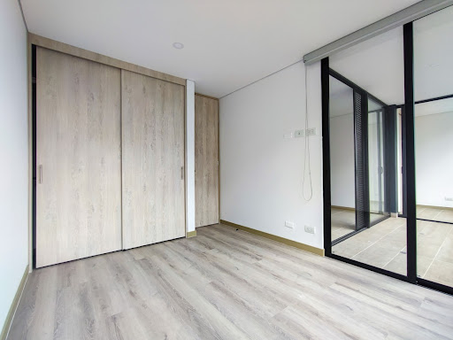 Apartamento en arriendo en Loma De Las Brujas, Envigado · foto 7 de 18