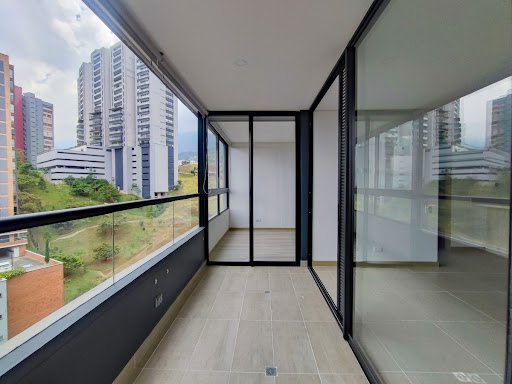 Apartamento en arriendo en Loma De Las Brujas, Envigado · foto 15 de 18