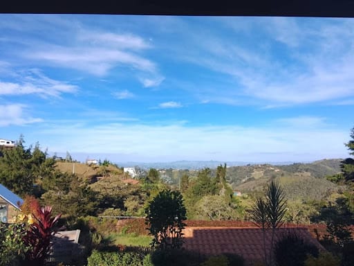 Casa de 2 alcobas en arriendo en Chaparral, Guarne, 90 m² · foto 11 de 16