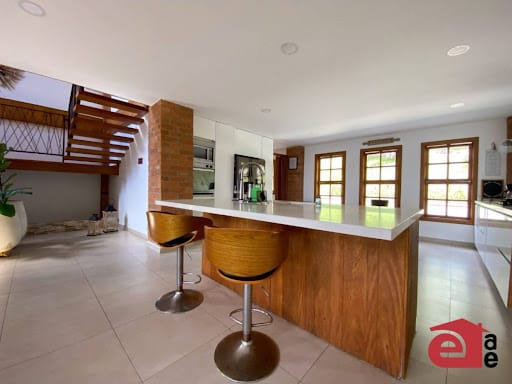 Casa de 3 alcobas en arriendo en La Mina, Envigado, 330 m² · foto 6 de 24