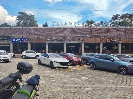 Oficina en arriendo en Villagrande, Envigado, 100 m² · foto 11 de 13