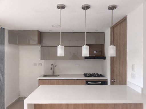 Apartamento de 3 alcobas en arriendo en Loma De San Jose, Sabaneta, 79 m² · foto 6 de 19
