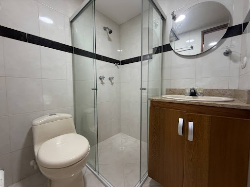 Apartamento en arriendo en El Portal, Envigado · foto 9 de 12