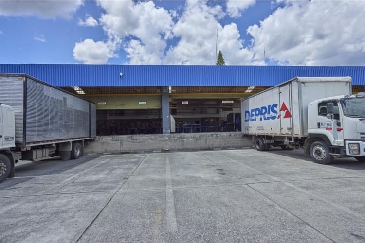 Bodega en arriendo en Trinidad, Medellín, 3397 m² · foto 6 de 8