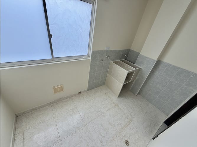 Apartamento de 3 alcobas en venta en San Gerardo Ii Etapa, Bucaramanga, 74 m² · foto 23 de 24