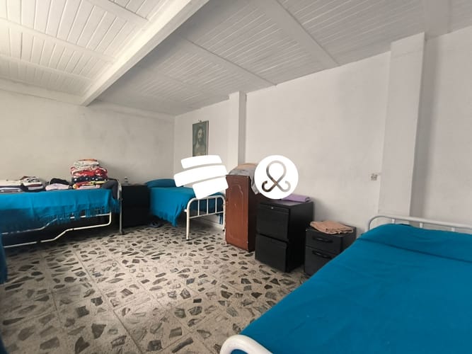 Casa de 11 alcobas en venta en Los Angeles, Medellín, 372 m² · foto 19 de 24