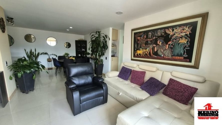 Apartamento de 3 alcobas en venta en San Jose, Sabaneta, 102 m² · foto 5 de 24