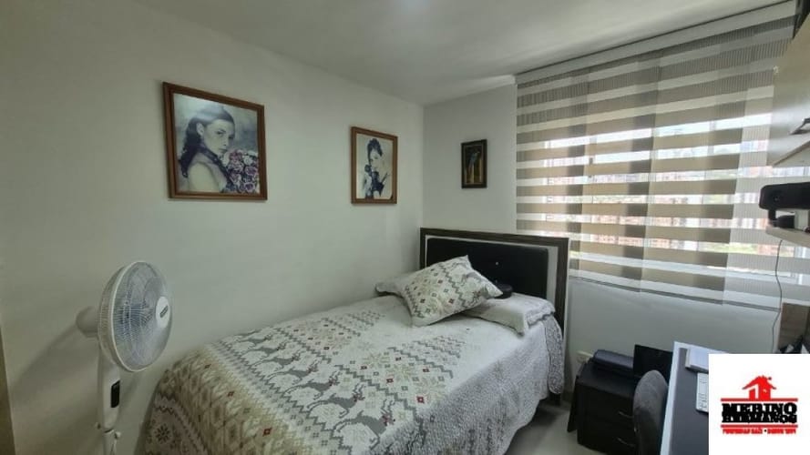 Apartamento de 3 alcobas en venta en San Jose, Sabaneta, 102 m² · foto 9 de 24