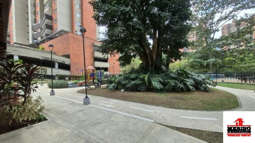 Apartamento de 3 alcobas en venta en San Jose, Sabaneta, 102 m² · foto 24 de 24