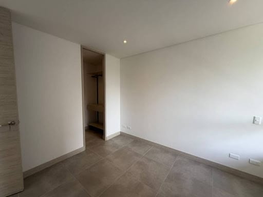 Apartamento de 2 alcobas en arriendo en Los Balsos, Medellín, 87 m² · foto 11 de 14