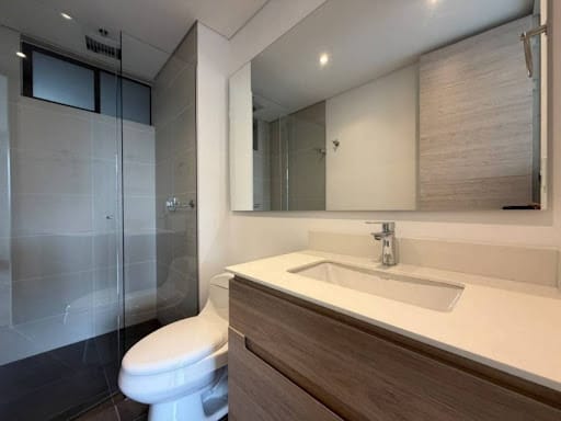 Apartamento de 2 alcobas en arriendo en Los Balsos, Medellín, 87 m² · foto 14 de 14