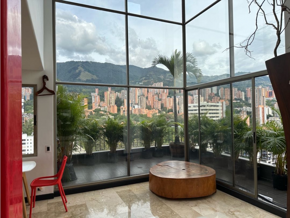 Apartamento en arriendo en El Poblado, Medellín · foto 2 de 18