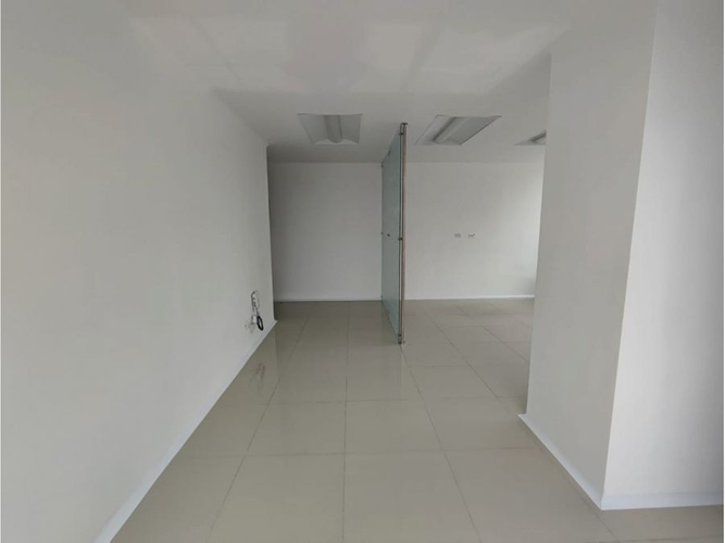 Consultorio en arriendo en Cable, Manizales, 32 m² · foto 2 de 15