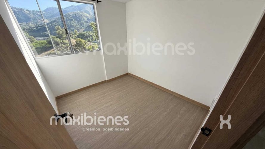 Apartamento de 2 alcobas en arriendo en San Gabriel, Medellín, 54 m² · foto 6 de 10