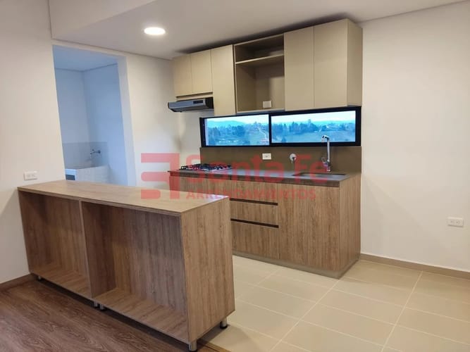 Apartamento de 3 alcobas en venta en Centro, Rionegro, 90 m² · foto 2 de 10
