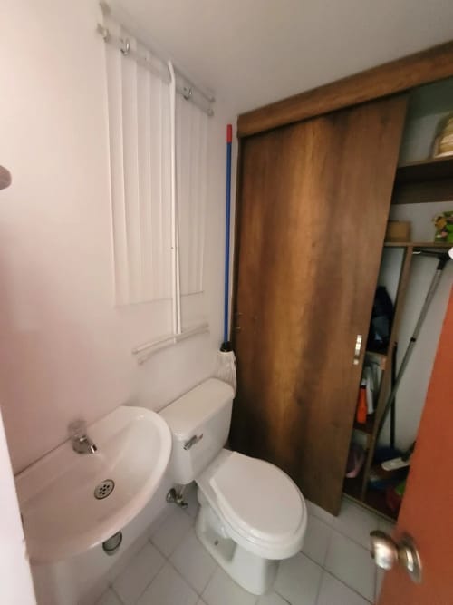 Apartamento de 2 alcobas en venta en El Poblado, Medellín, 112 m² · foto 9 de 10