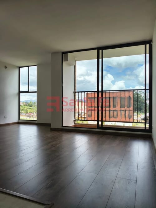 Apartamento de 2 alcobas en venta en Centro, Rionegro, 53 m² · foto 3 de 10