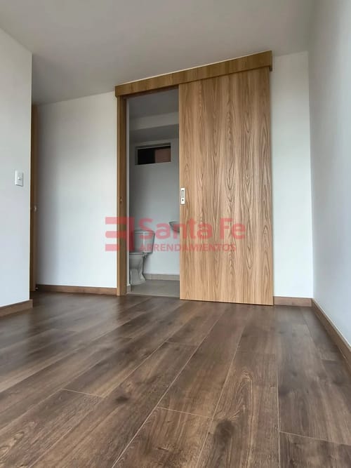Apartamento de 2 alcobas en venta en Centro, Rionegro, 53 m² · foto 7 de 10