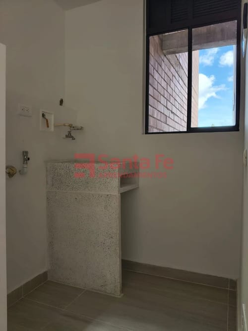 Apartamento de 2 alcobas en venta en Centro, Rionegro, 53 m² · foto 9 de 10