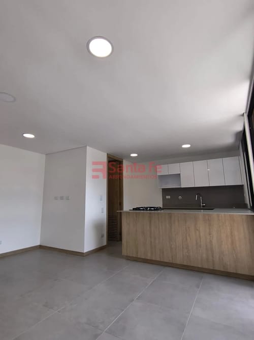 Apartamento de 3 alcobas en venta en Centro, Rionegro, 65 m² · foto 2 de 10