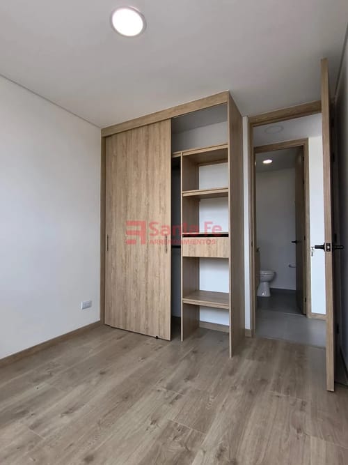 Apartamento de 3 alcobas en venta en Centro, Rionegro, 65 m² · foto 4 de 10