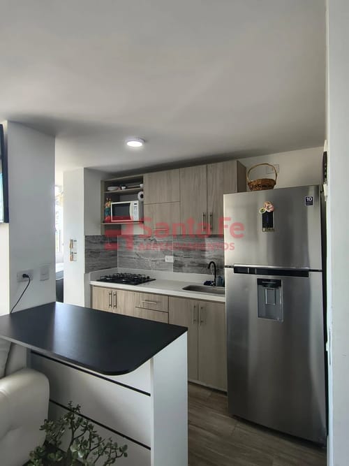Apartamento de 3 alcobas en venta en Centro, Rionegro, 57 m² · foto 4 de 10