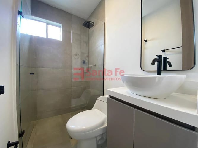 Apartamento de 3 alcobas en venta en Centro, Rionegro, 49 m² · foto 6 de 9