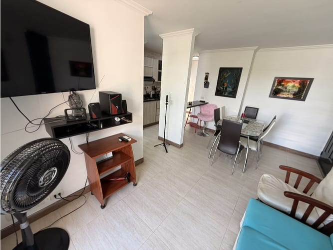 Apartamento de 3 alcobas en venta en Ub. Parque Central, Girardot, 78 m² · foto 3 de 24