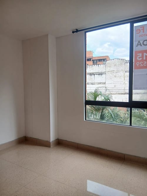 Apartamento de 2 alcobas en arriendo en Laureles, Medellín, 57 m² · foto 10 de 10