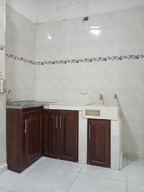 Bodega en arriendo en Manrique Central, Medellín, 240 m² · foto 4 de 6