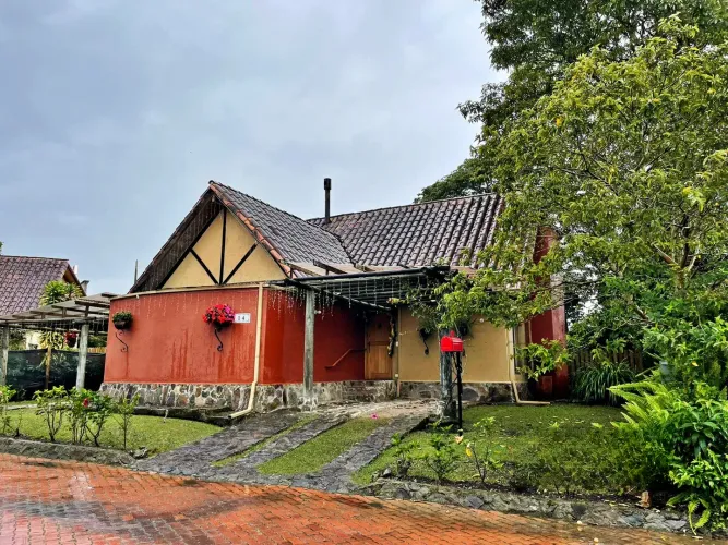 Casa de 3 alcobas en venta en Llano Grande, Rionegro, 600 m² · foto 2 de 24