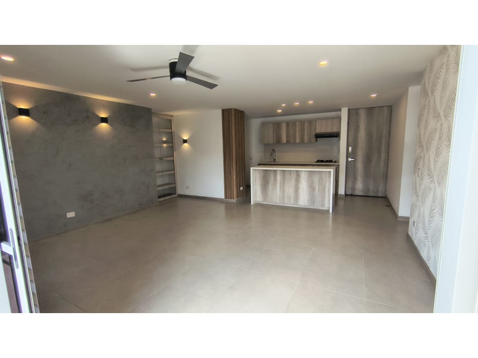 Apartamento en arriendo en Ciudad Del Río, Medellín · foto 6 de 16